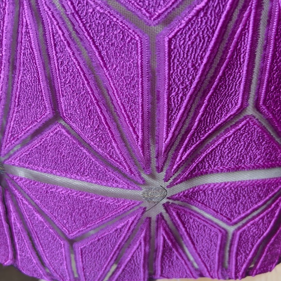 #A247 NANCY COCKTAIL CHIC PURPLE GEOMETRIC RUNWAY INSPIRED PUFF SLEEVE TOP NWT L - Picture 8 of 8